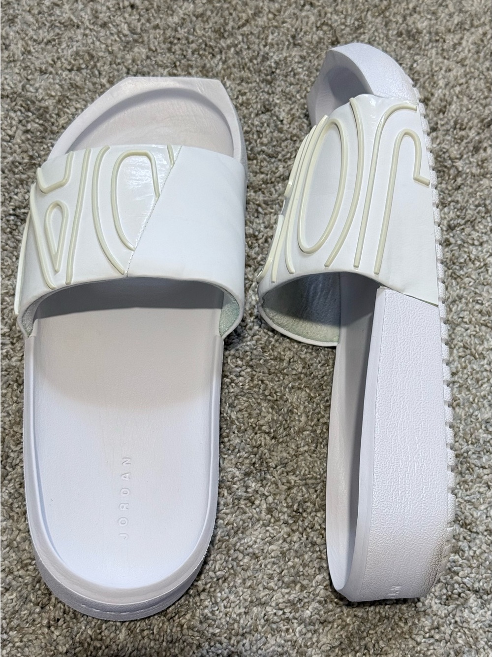 Women’s White Jordan Nola Slides Size 9